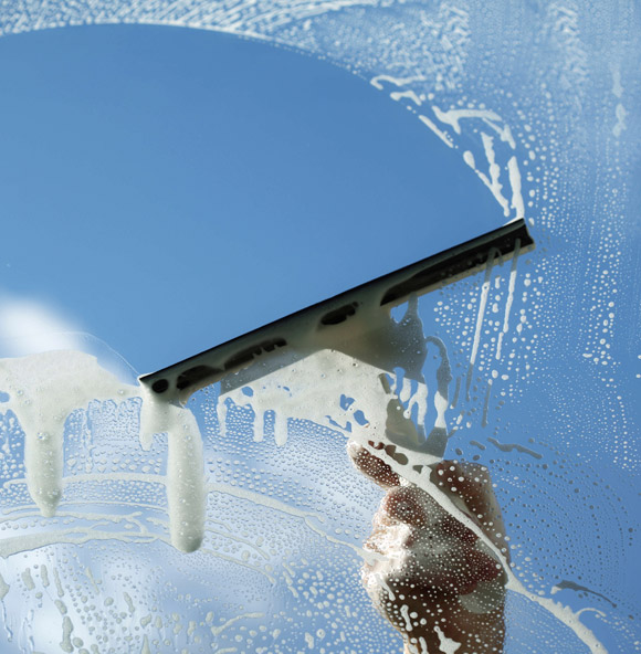 https://www.halo-clean.co.uk/wp-content/uploads/2021/07/window-cleaning-page.jpg